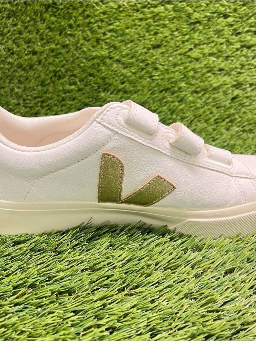 Veja White Sneakers with Gold V Logo - Picture 2 of 7